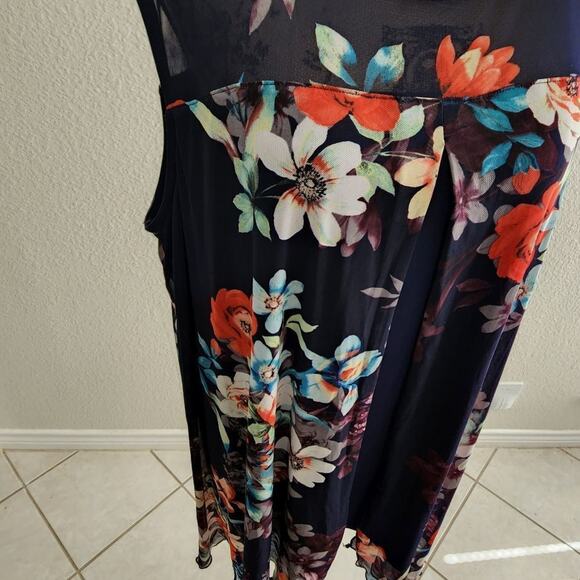 AVENUE floral cottage fly away blouse plus‎ size 22/24 - Picture 2 of 8